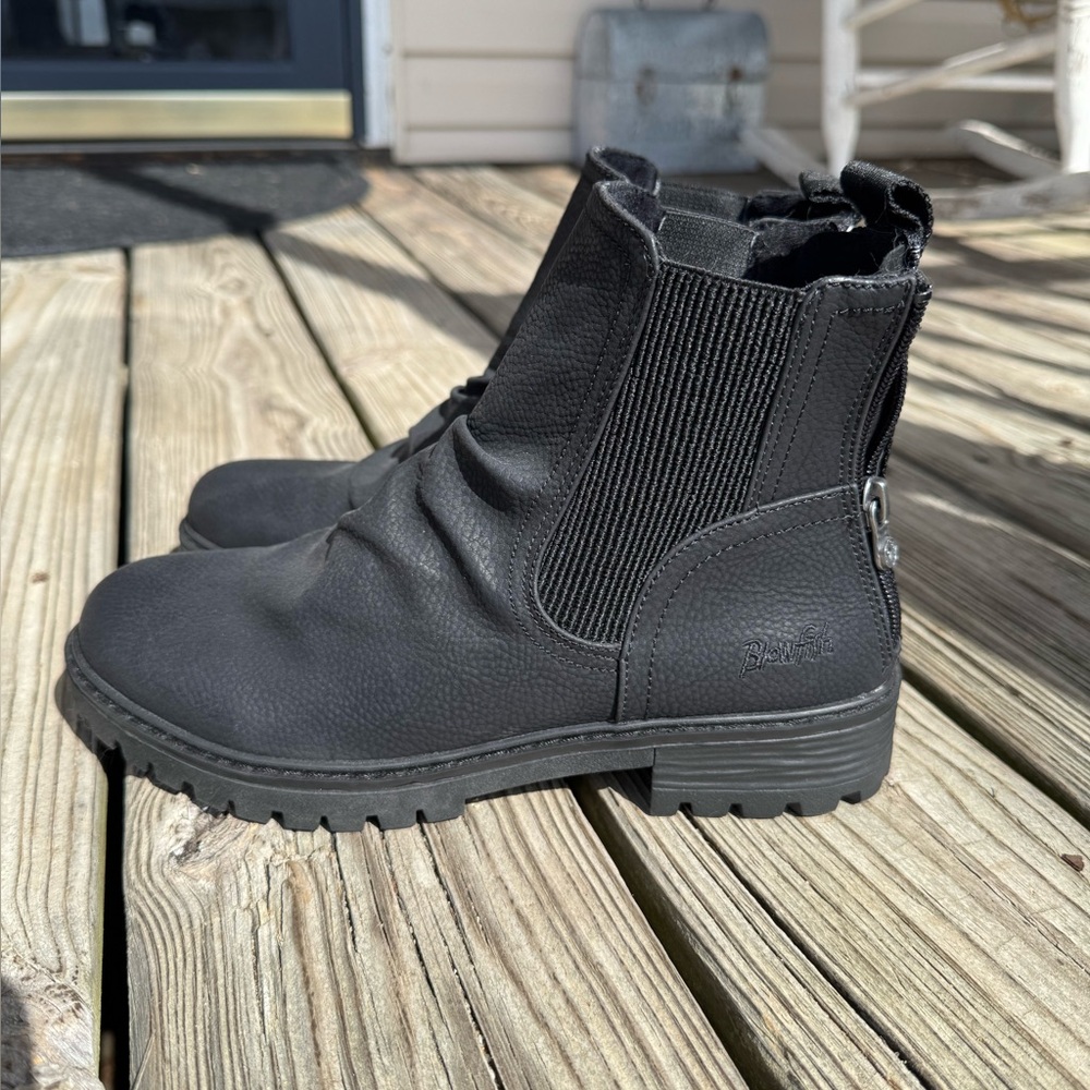 Blowfish Ladies Ankle Boots Black size 9